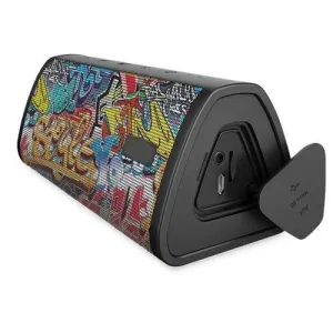 A10 Portable Waterproof And Dustproof Outdoor Speaker With Class-G Amplifiers And Enhanced Battery Life