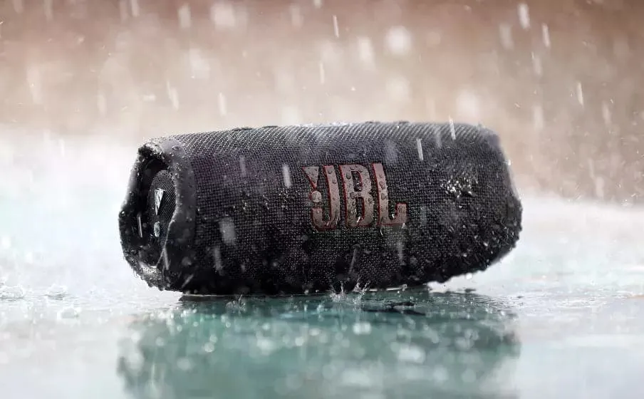 JBL Charge 5 - Portable Bluetooth Speaker with deep bass - Dark Green